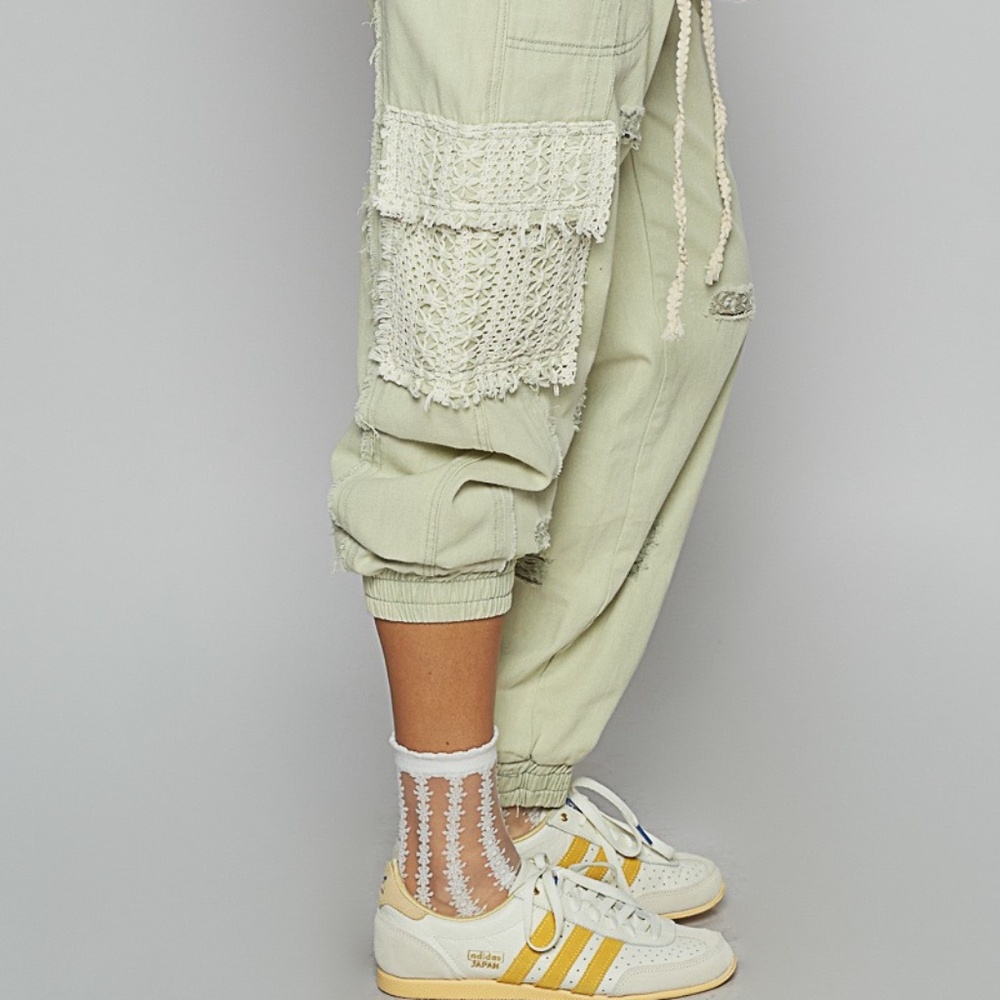 New POL Clothing Denim Lace Joggers Women's Distressed Relaxed GreenTwill Pants - Picture 2 of 12